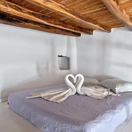 Lindo House Lefkes (Paros)